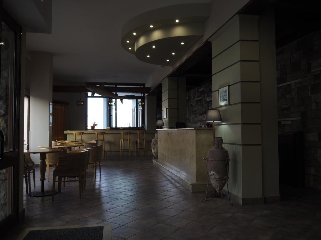 Olympic Hotel Kalymnos Town Екстер'єр фото