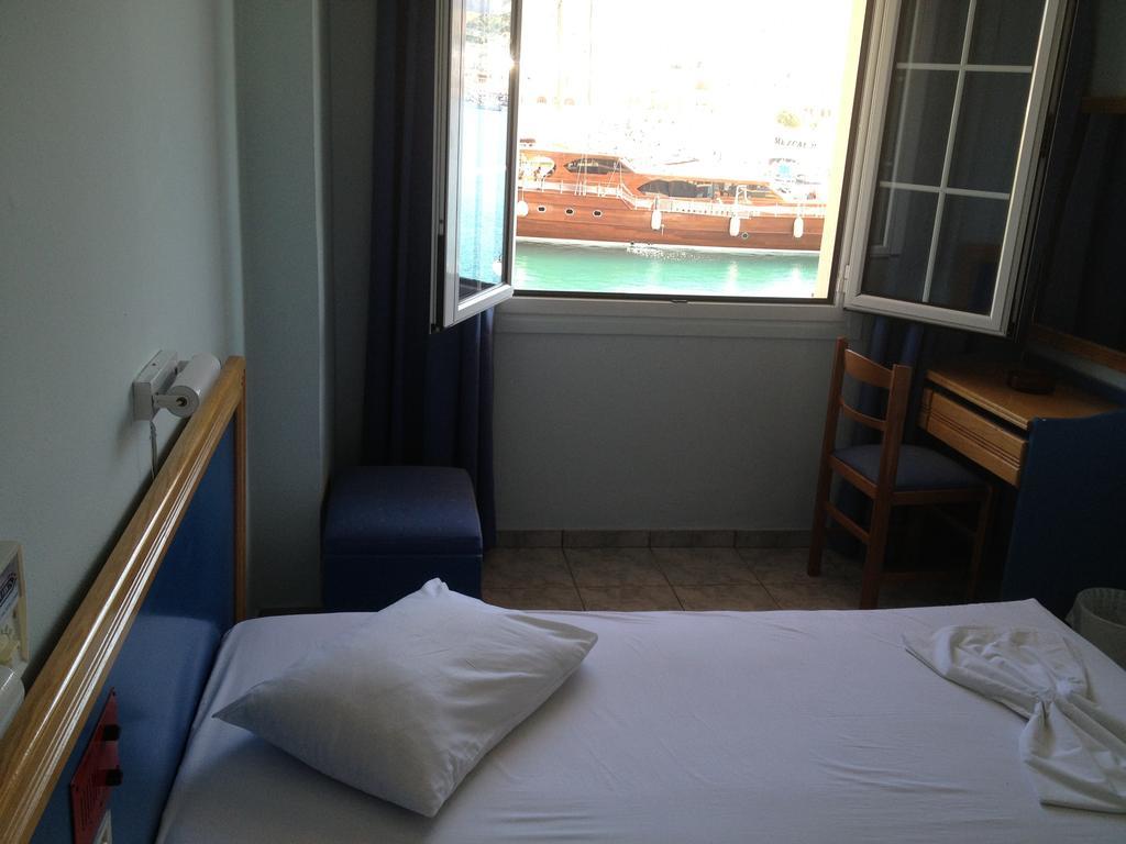 Olympic Hotel Kalymnos Town Екстер'єр фото