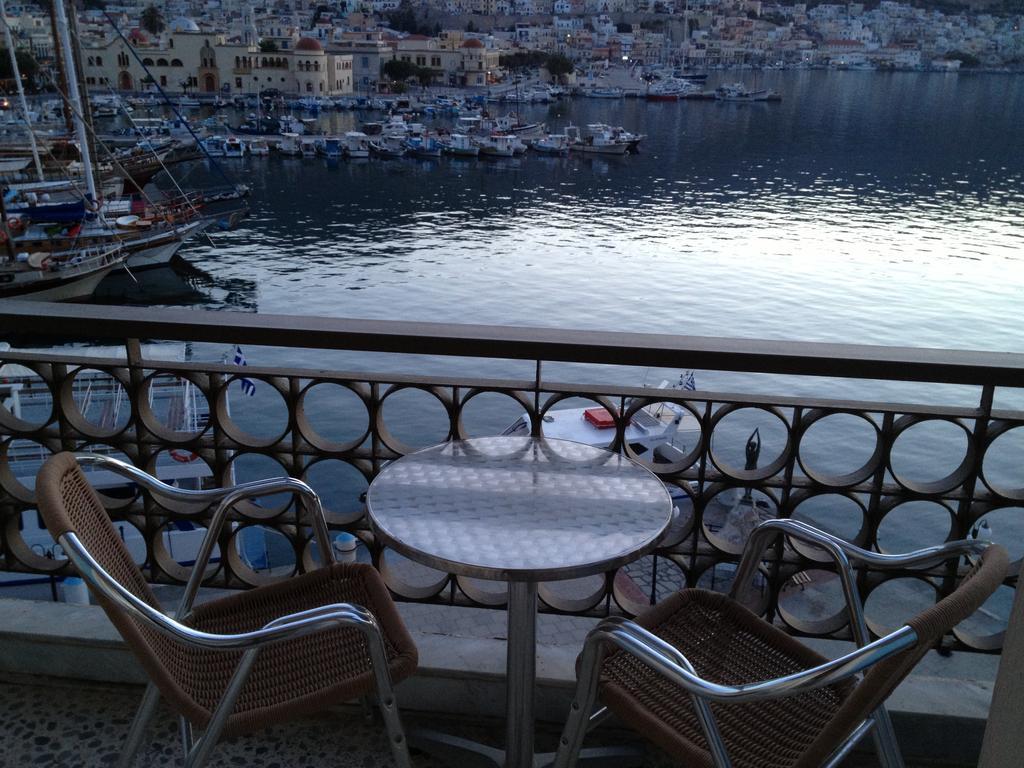 Olympic Hotel Kalymnos Town Екстер'єр фото